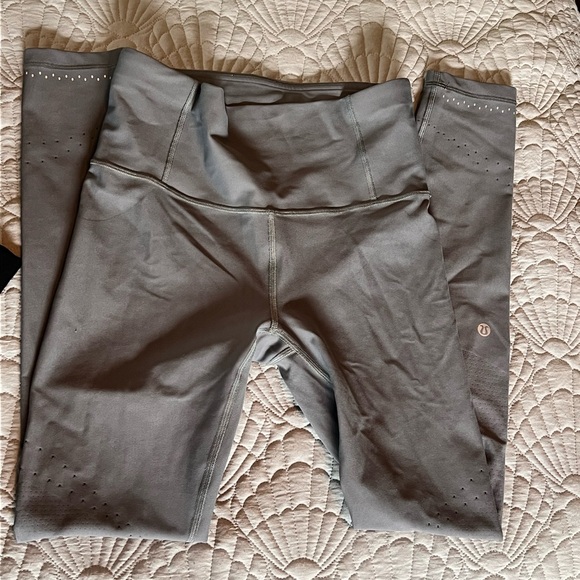 Lululemon Zoned In Tight 27” - Picture 5 of 7